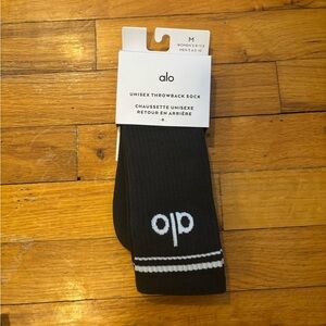 ALO unisex throwback sock NEW medium